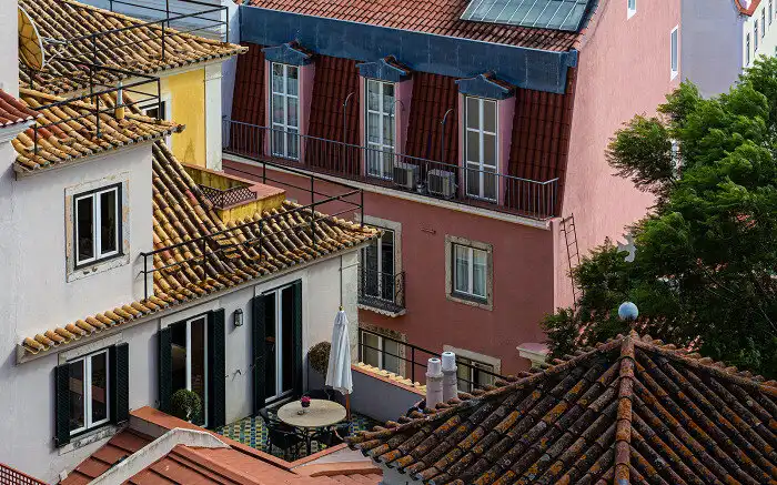 Why Living in Portugal Might Not Be Such a Great Idea: 6 Arguments