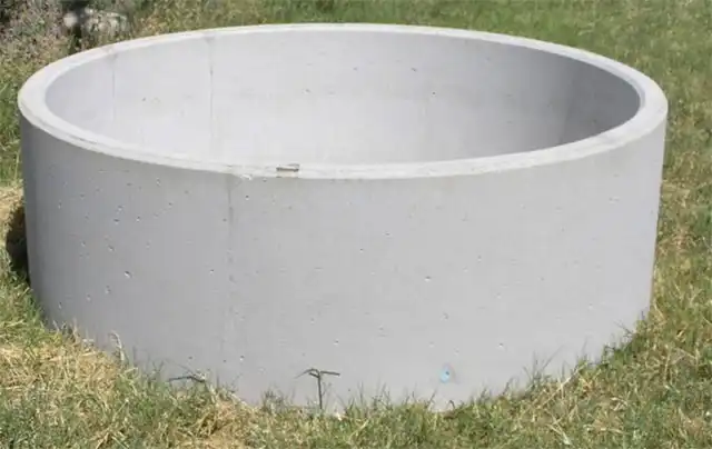 The Neighbor Placed a Large Concrete Ring in His Yard—No One Knew What It Was for Until He Started Paving. This Guy Is a Genius.